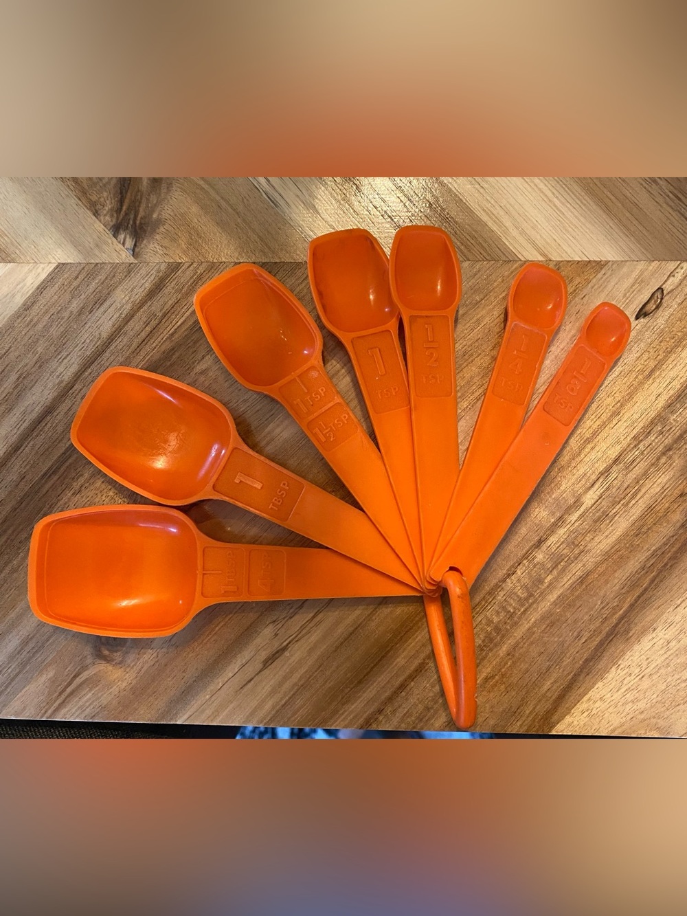 Vintage Tupperware Orange Nesting Plastic Measuring Spoons Set 7pc